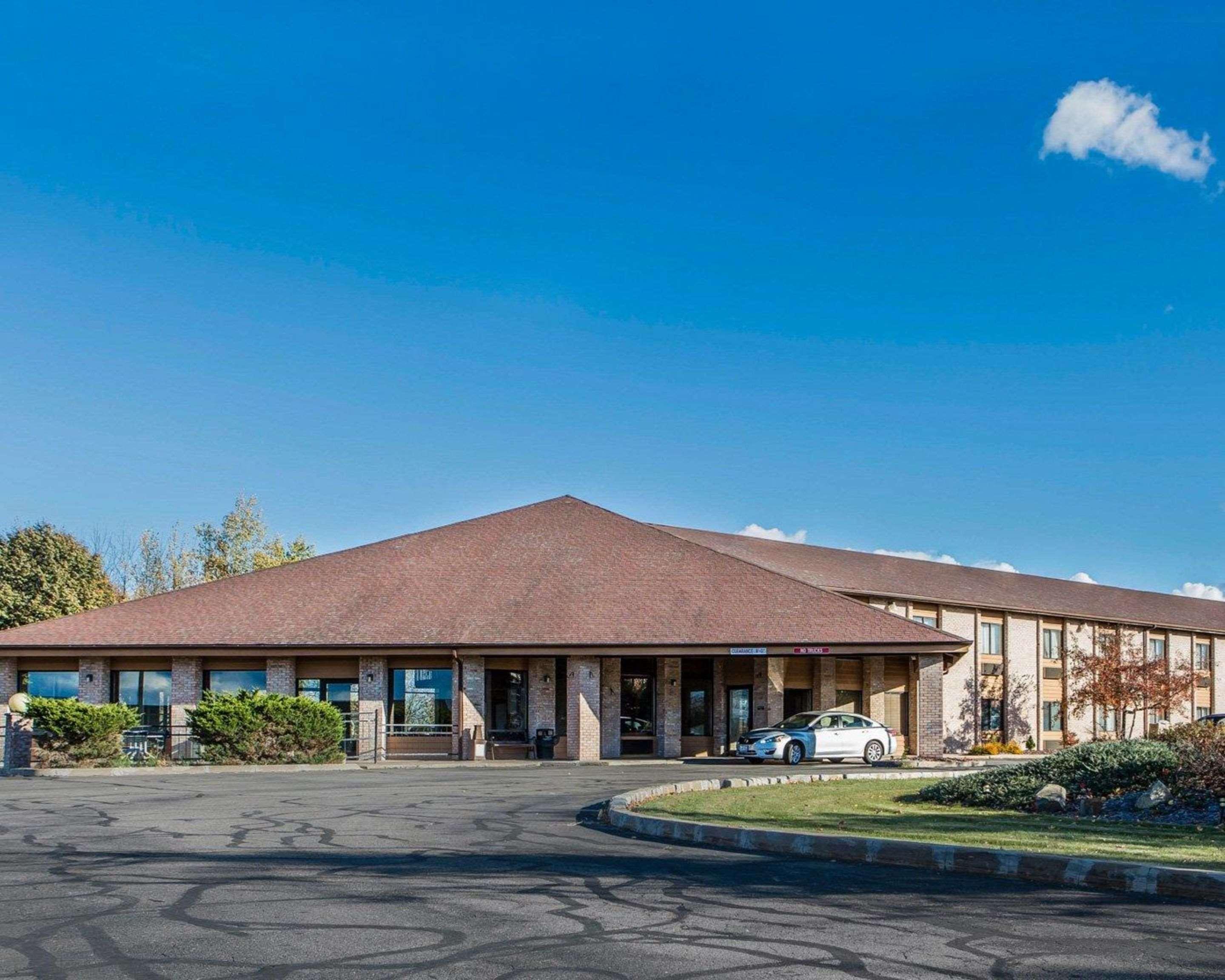 Quality Inn Central Wisconsin Airport Mosinee Exterior photo